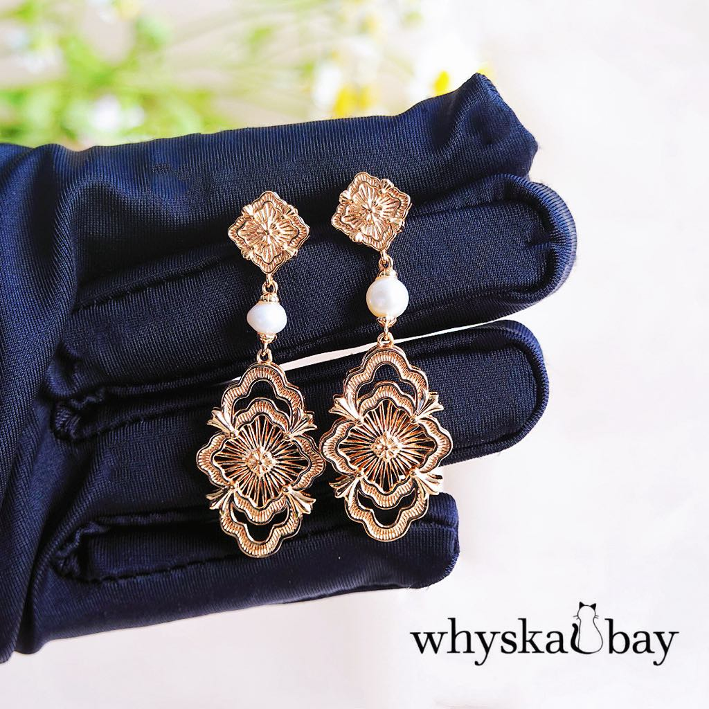 Floral Dreams Whisper: Golden Petal Whispers Earrings