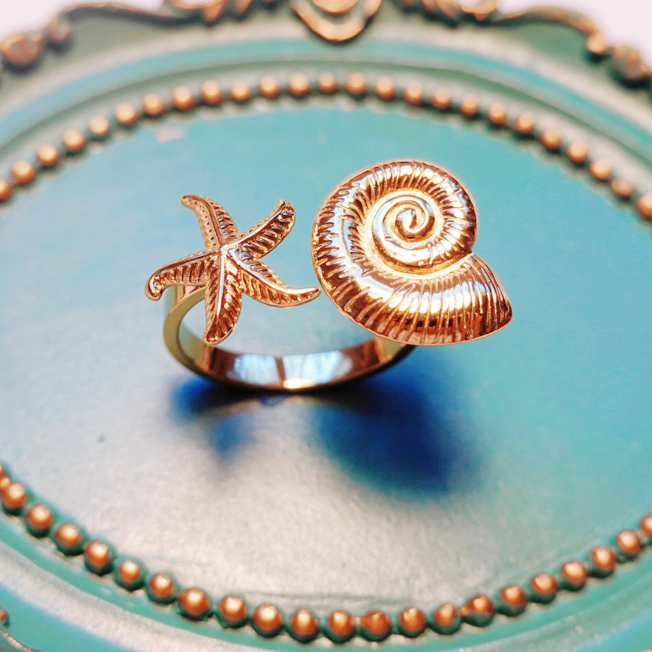 Ocean Style Gold Ring: Adjustable Rings
