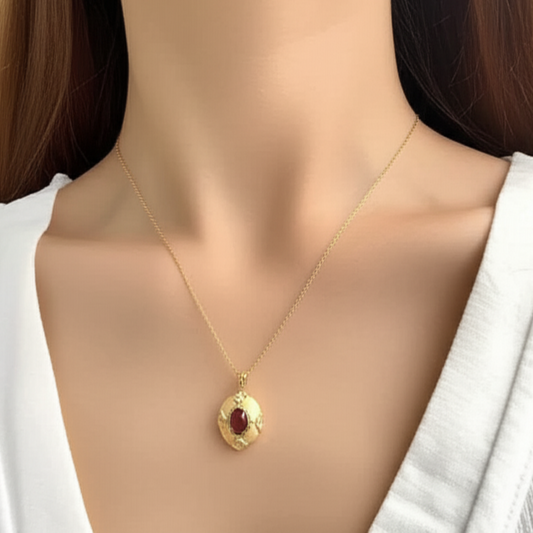 Vintage Diamond Necklace: 18K Gold, Silver & Natural Garnet