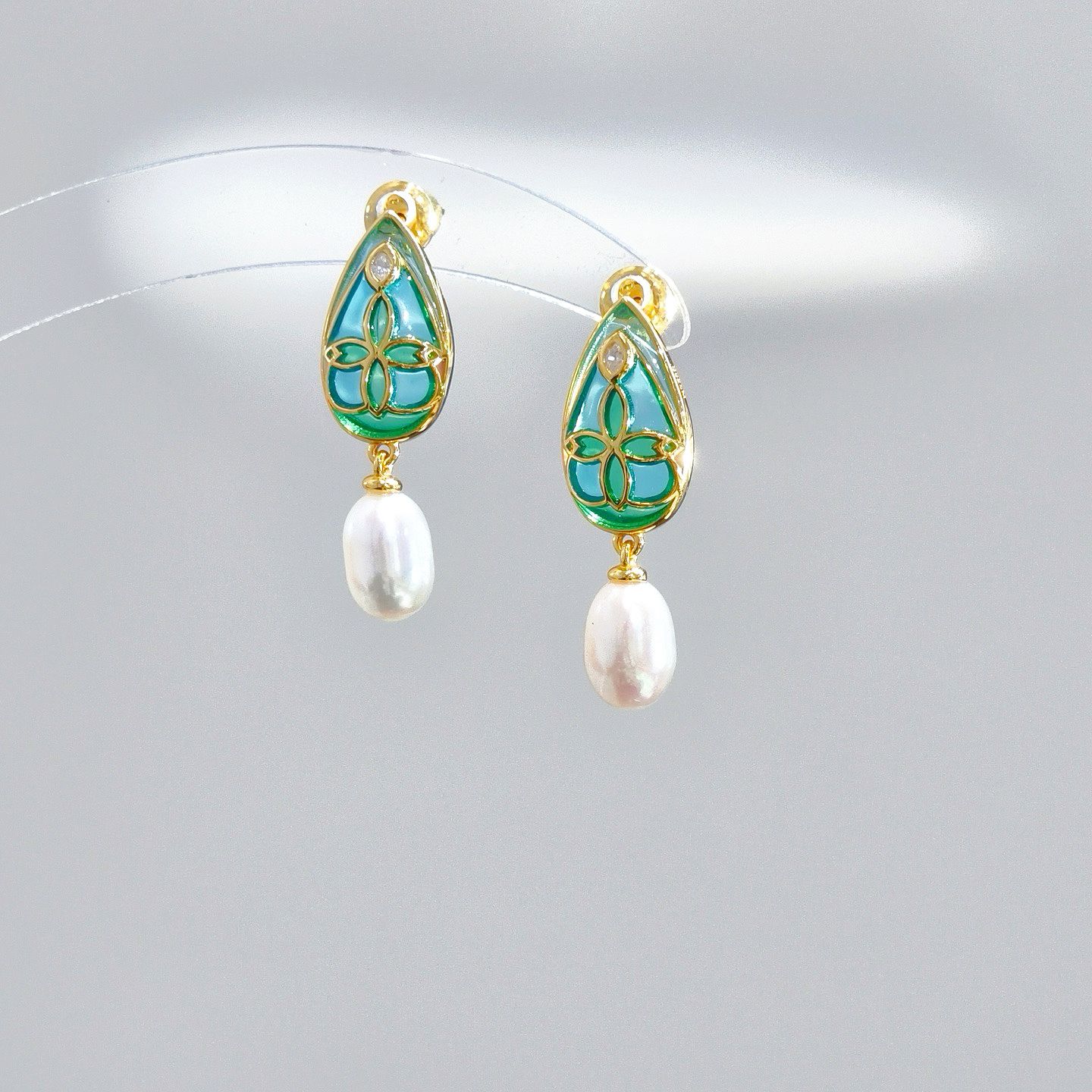 Green Teardrop Pearl Drop Earrings: Enamel Floral Earrings & Elegant Gold Dangle Gift for Her