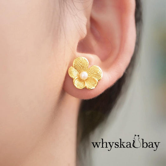 Flower AND Pearl Vintage Gold Stud Earrings