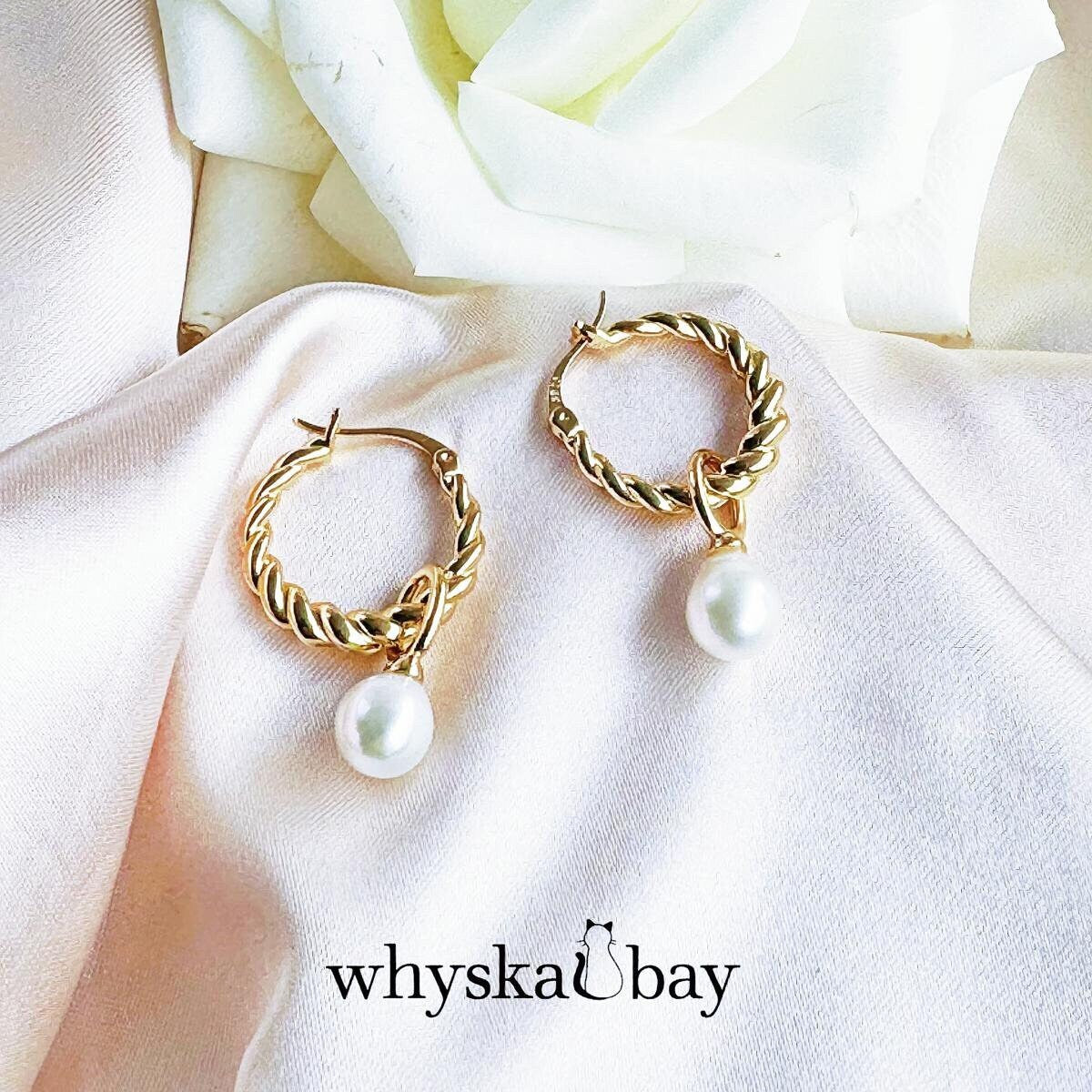 Luna Versa Hoops: Pearl Earrings Gold & Luxury Elegance Style