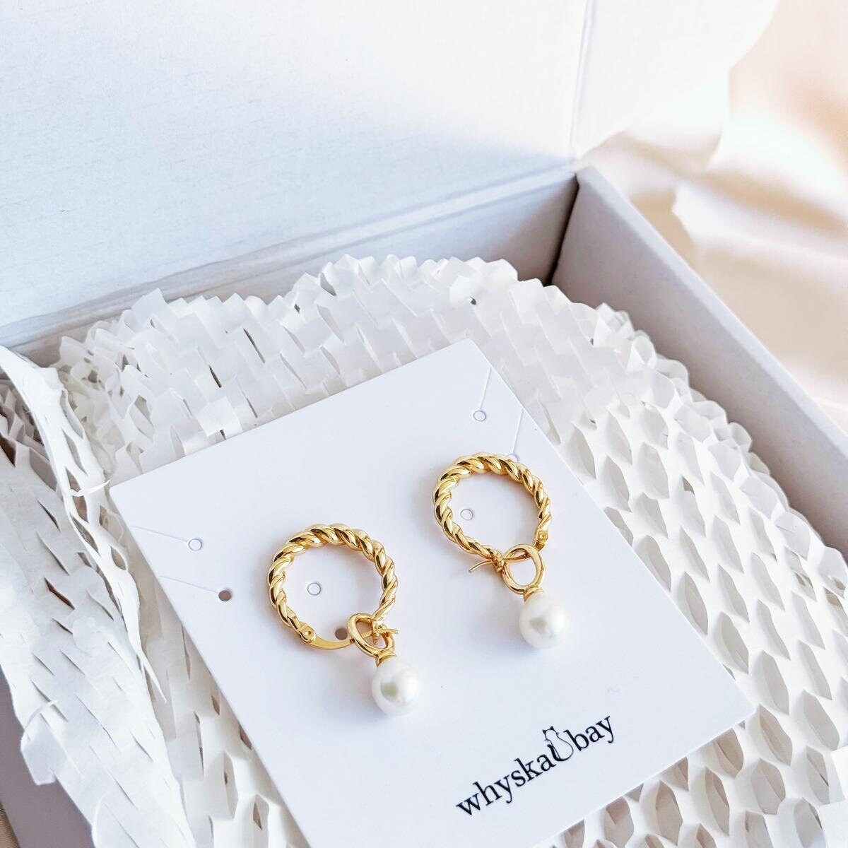 Luna Versa Hoops: Pearl Earrings Gold & Luxury Elegance Style