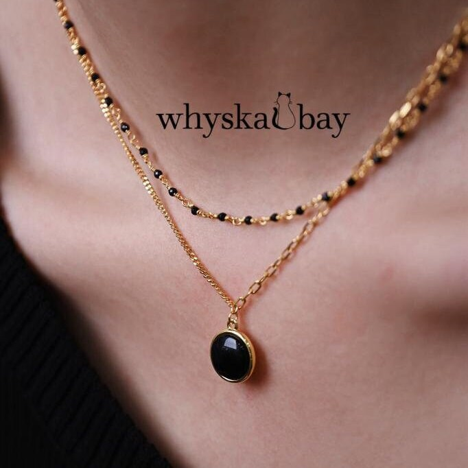 Dual-Sided Yin Yang Necklace: Mother of Pearl & Black Agate Elegance