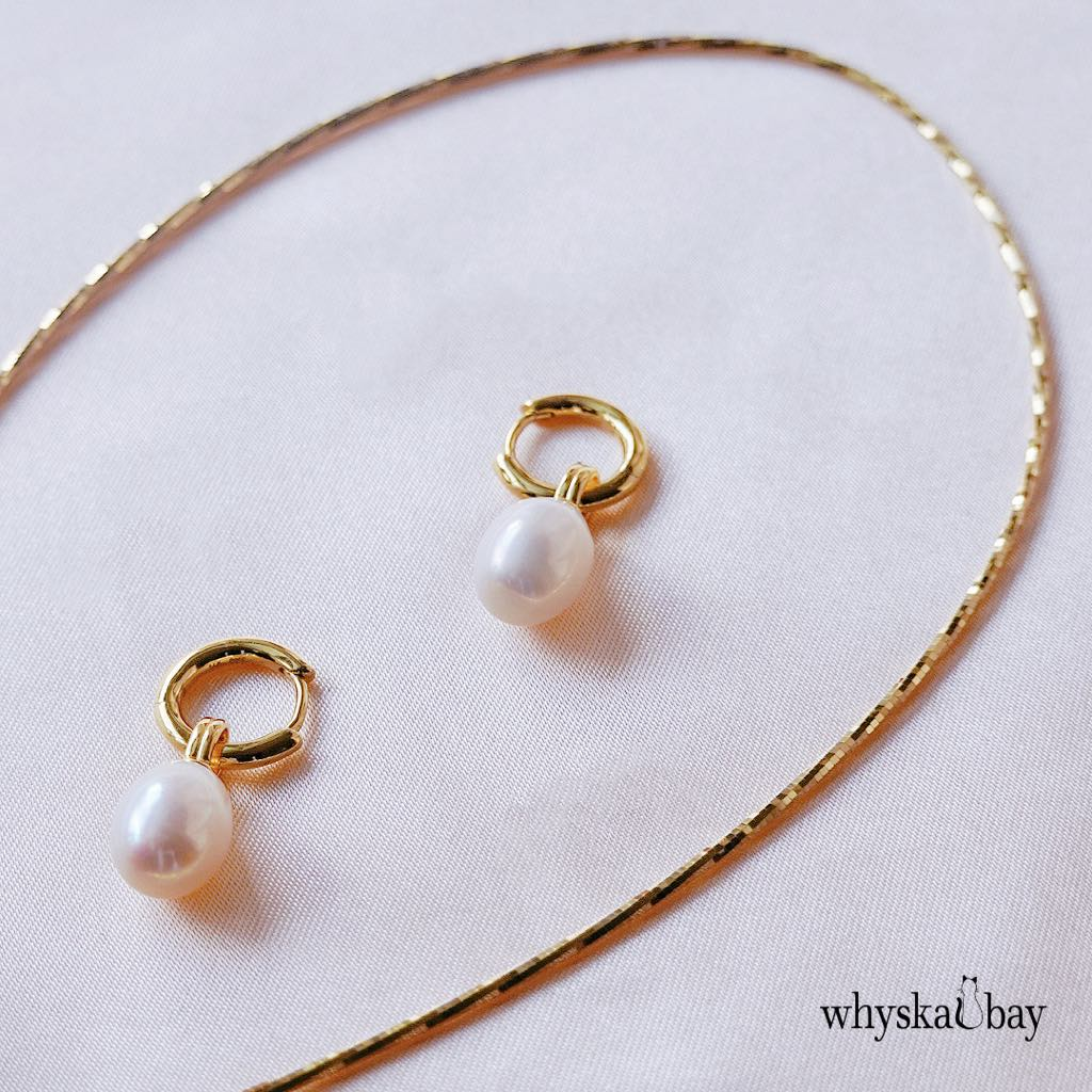 Elegance Pearl Earrings: Versatile Detachable Pendant