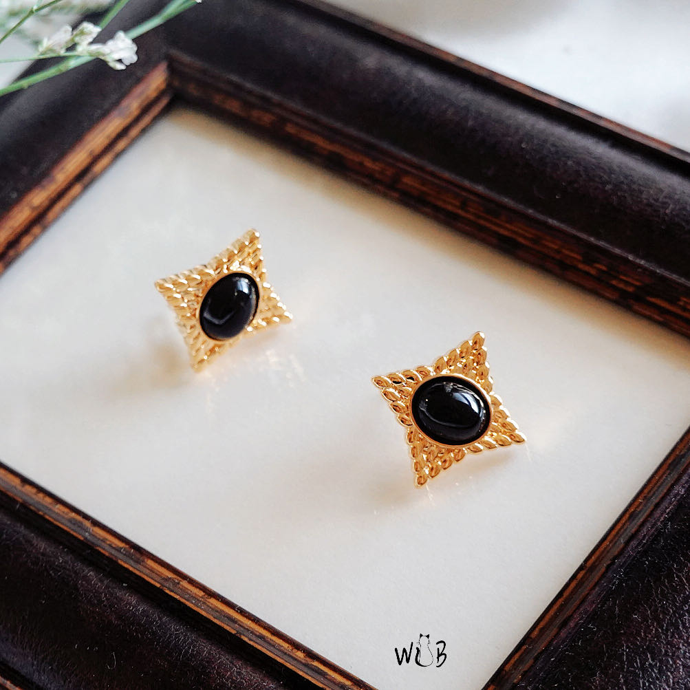 Black Star Earrings: Vintage Style & Gifts For Her