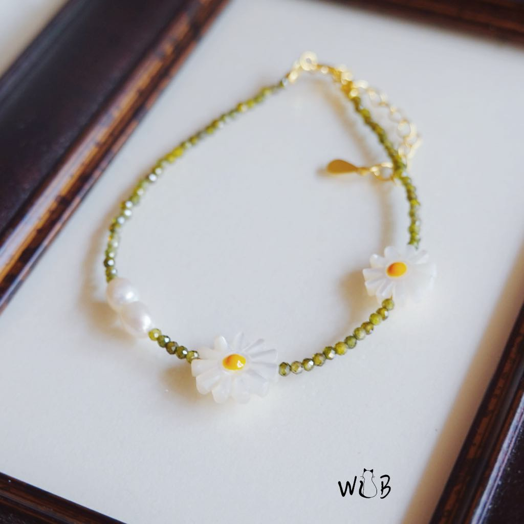 Tiny Pearl Green Gemstone Bracelet: Natural Gemstone Petite Bracelet